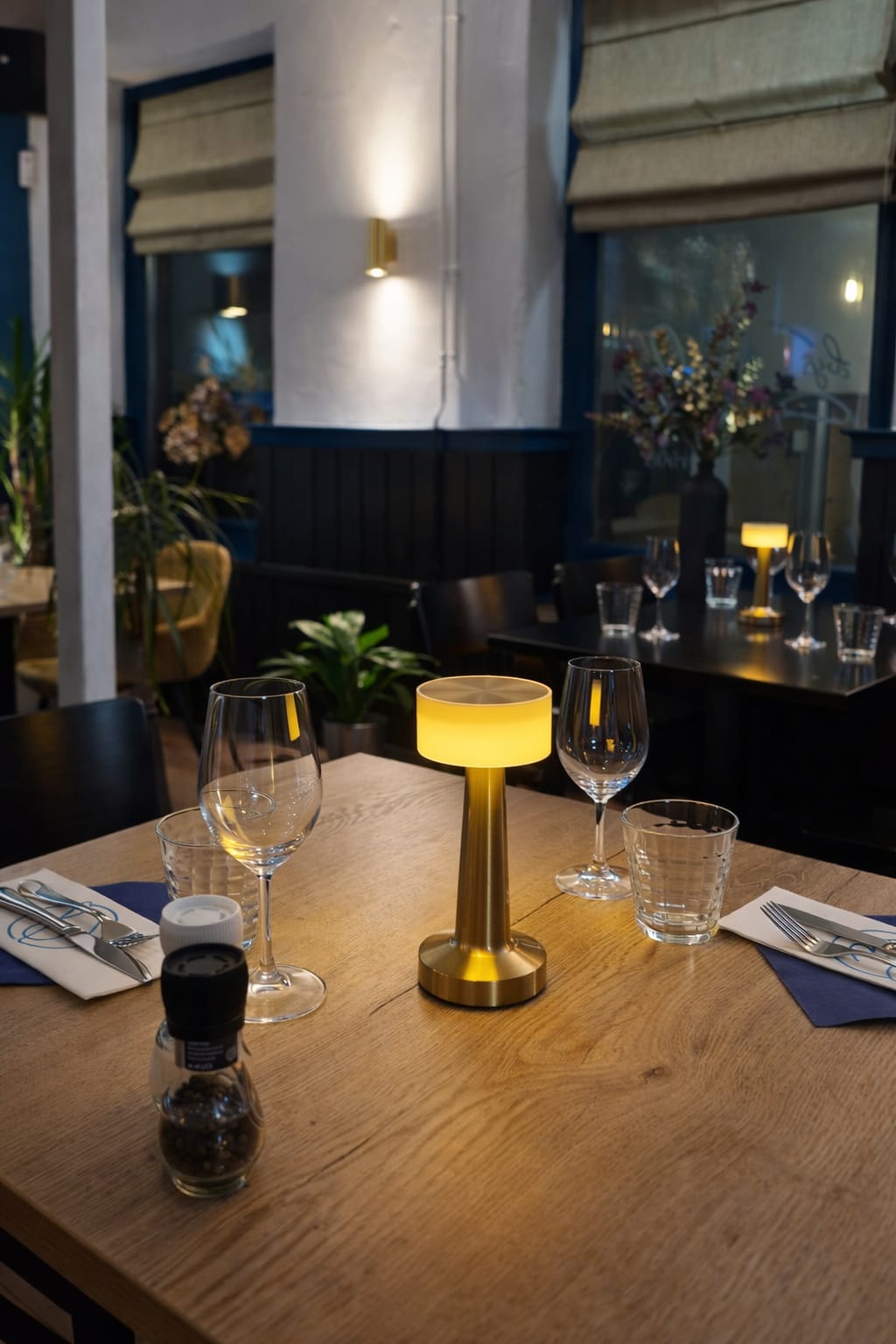 Sfeervol interieur van Restaurant Bij Blue Lekkerkerk
